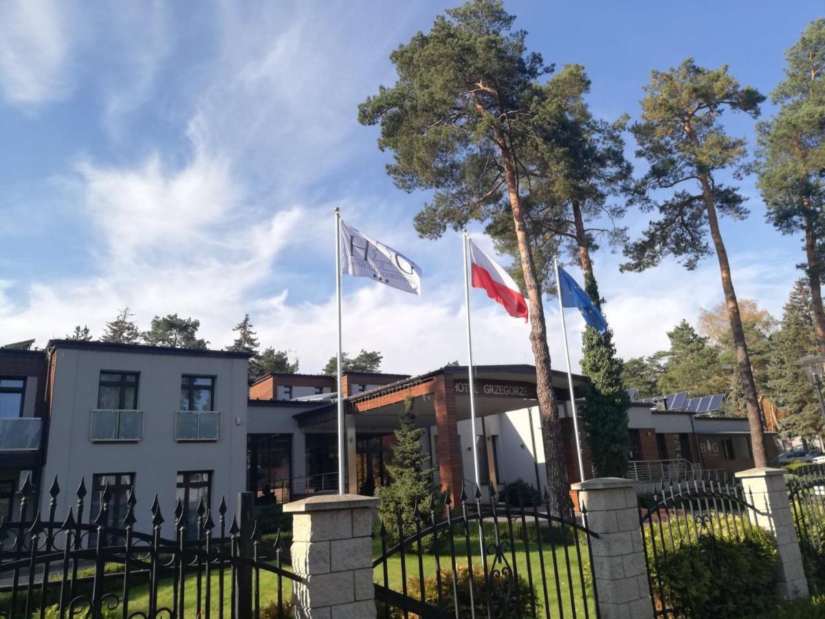 Hotel Grzegorzewski Tuszyn Exterior photo